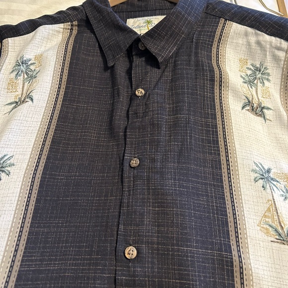 Men’s XL shirt. P to P 27”. Easy care. Great shape - Picture 4 of 6